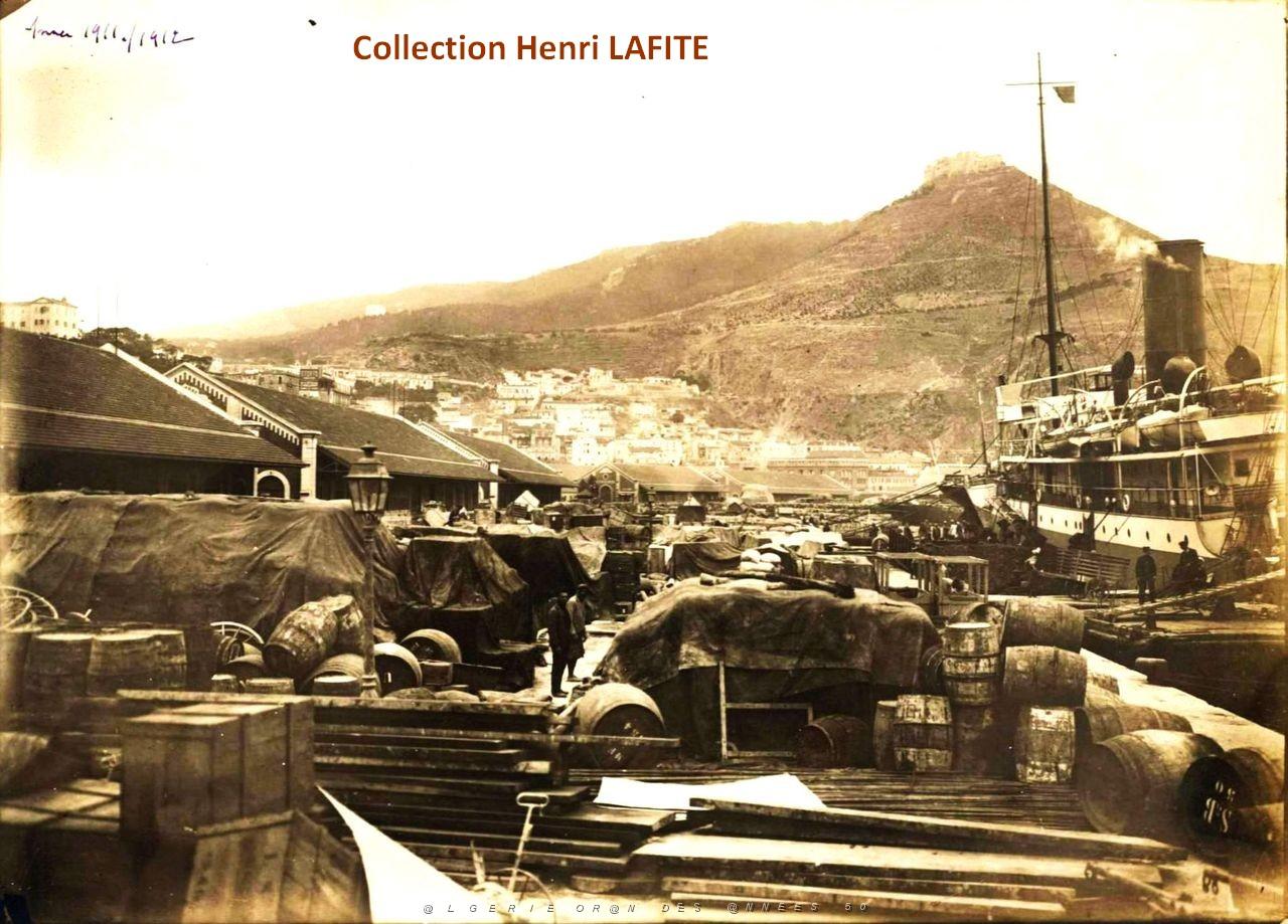 Oran- 036- travail sur les quais.jpg